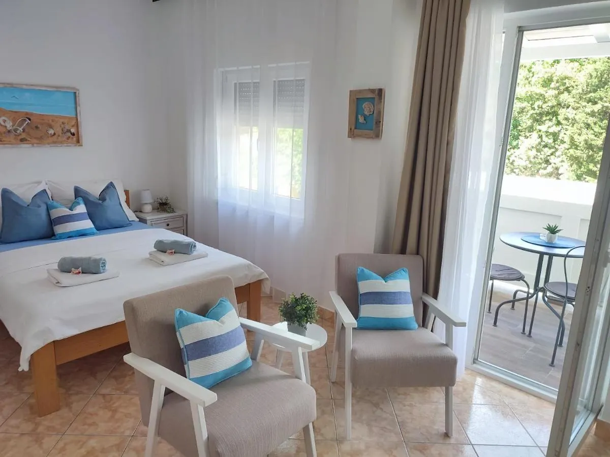 House Kapetanovic Hotel Palit 3*,